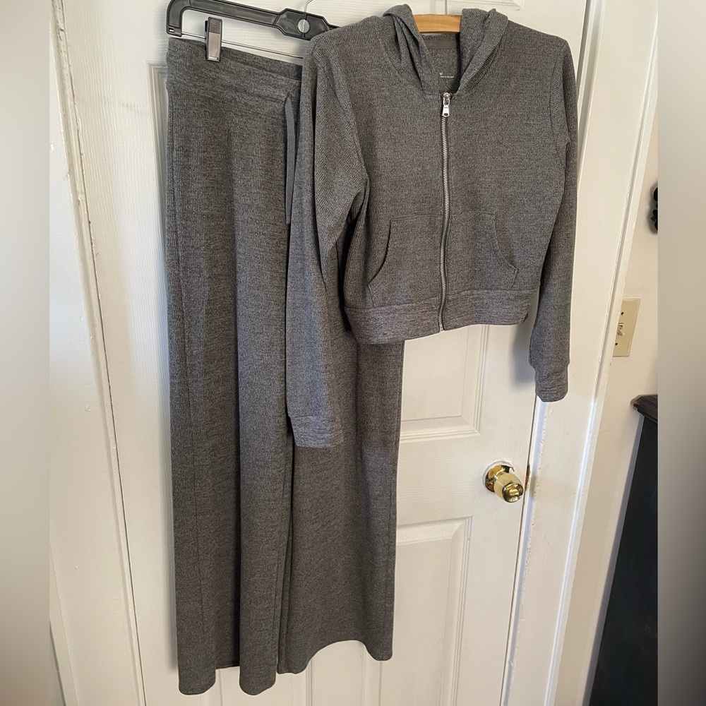Hollister Charcoal Gray Lounge Set, medium